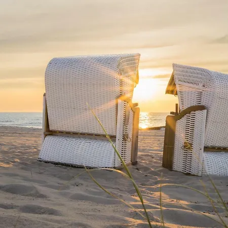 Strandhaus Manatee Mit Sauna Und Kamin شقة Sellin (Rugen)