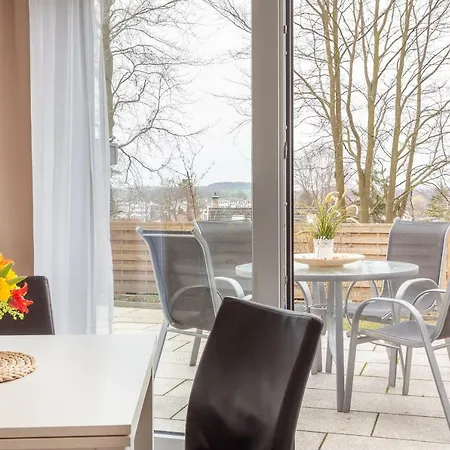 Daire Strandhaus Manatee Sellin (Rugen)